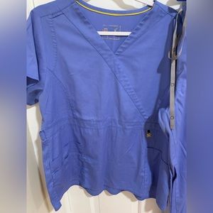 Wonderwink Periwinkle Scrub Set